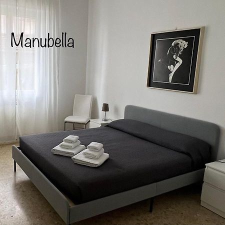 Manubella Appartamento 5 Vani Con Giardino La Spezia Eksteriør bilde